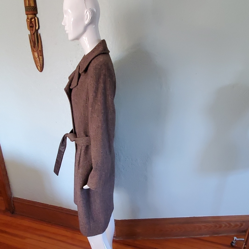 Coat designer name tag missing - Picture 2 of 5